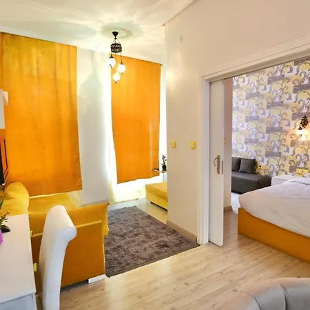 Apartment Taksim Inci *